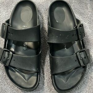 Birkenstock sandals size 7